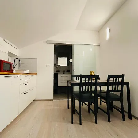 Vanadium House *